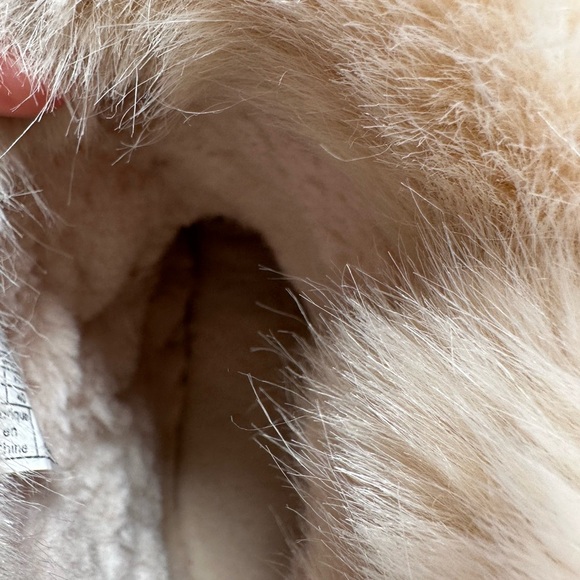 UGG Chestnut Fur-Lined Winter Boots - Picture 8 of 9